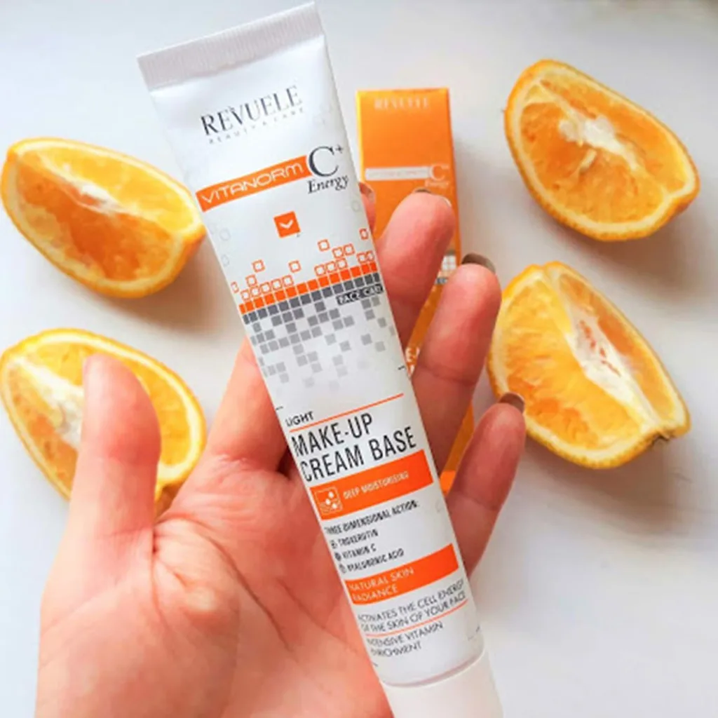 REVUELE-VITANORM-C+ENERGY-Light-Make-up-Base