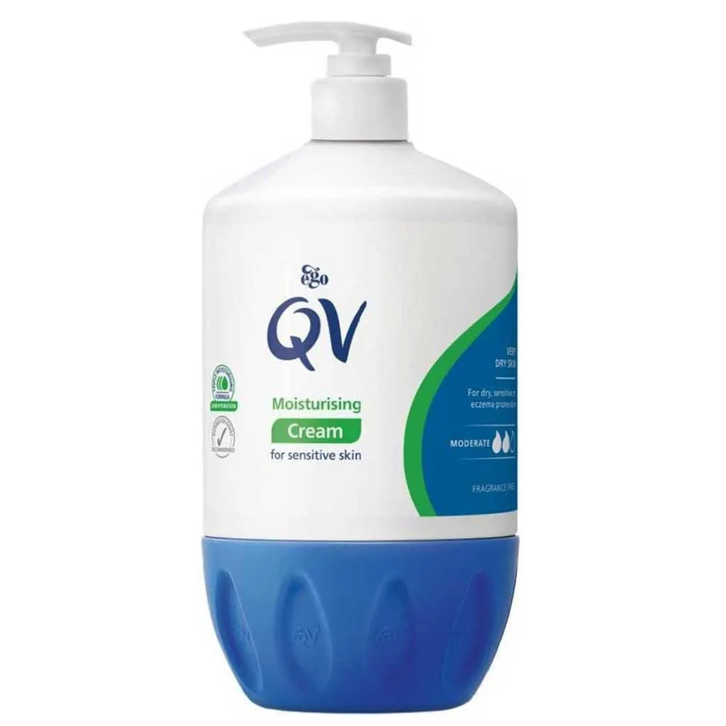 کرم مرطوب کننده QV برای پوست خشک و حساس در ٢ حجم مختلف
