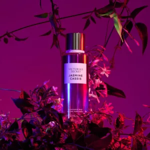 بادی میست جزمین کسیس ویکتوریا سکرت رایحه فوق العاده گل ارکیده چوب JASMIN CASSIS