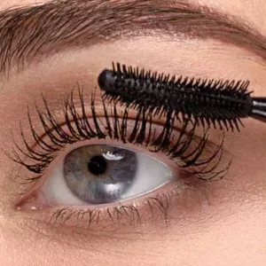 ریمل میبلین سیلز اسنشنال VERY BLACK حجم دهنده بلند کننده