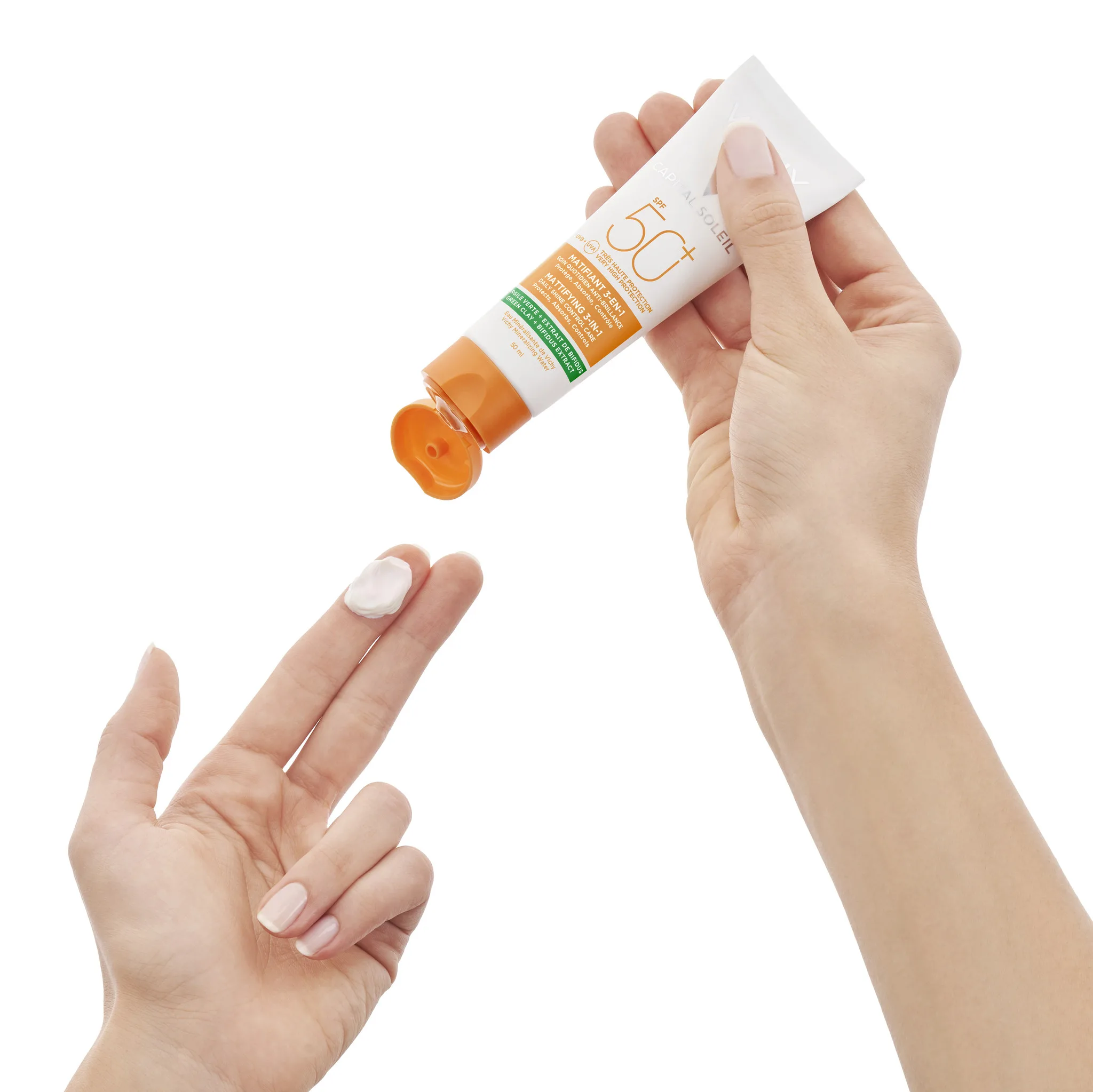 کرم ضد آفتاب بی رنگ SPF50 ویشی ضد جوش مناسب پوست چرب