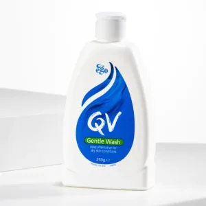 پاک کننده ملایم صورت کیو وی QV جنتل واش پوست خشک تا نرمال 250 میل