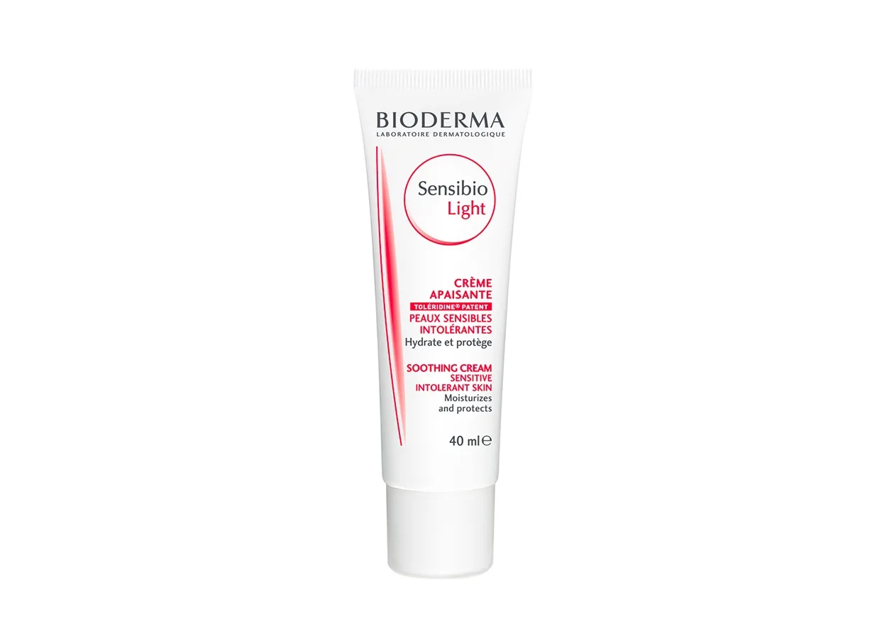 کرم سنسبیو لایت بایودرما مرطوب کننده تسکین دهنده پوست نرمال تا خشک و حساس bioderma sensibio light
