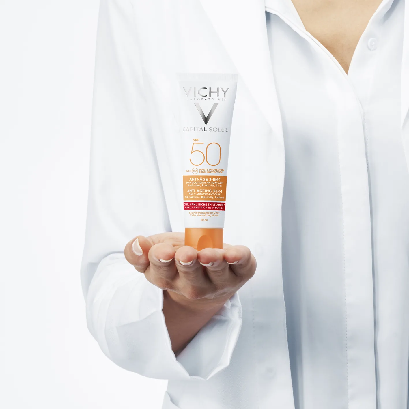 کرم ضد آفتاب بی رنگ SPF50 ویشی ضد چروک مناسب انواع پوست