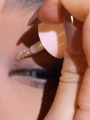 سایه و خط چشم گلیتر مایع شیگلم insta party glitter liner